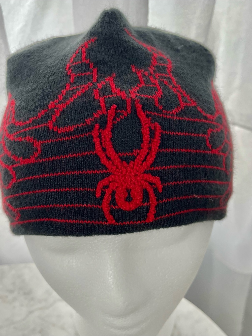 Spyder Gray/Red Graphic Spider Theme Beanie Hat, One Size Men's